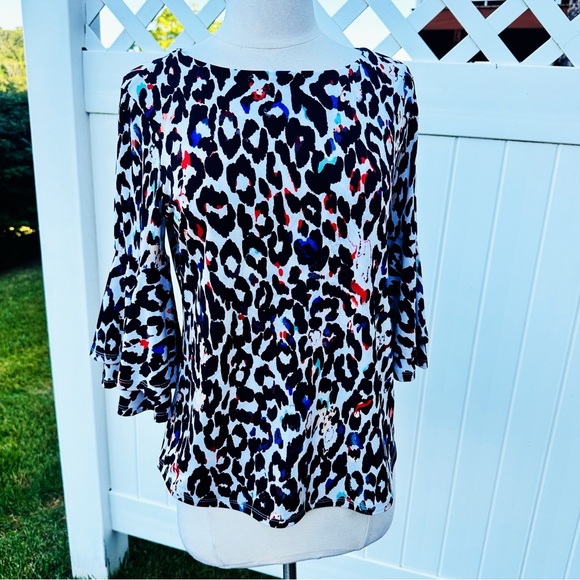 Context for Lord and Taylor Cheetah Bell Sleeve Women's Top - Picture 5 of 16